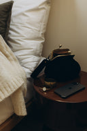 Torebka z biglem mała czarny zamsz