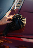 Small honey bag with hook - 48h