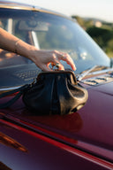 Small honey bag with hook - 48h