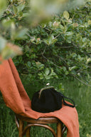 Torebka z biglem mała czarny zamsz