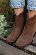 Stiefeletten mit Reißverschluss, braun Cigaro Veloursleder/ braune Sohle