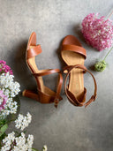 Olivia cognacbraune High-Heel-Sandalen – Outlet
