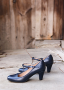 Astrid marineblaue High Heels - 48 Std. 