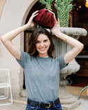 Small kiss-lock suede bag - burgundy (ships in 48h)