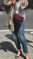 Chocolate crocodile messenger bag - 48h