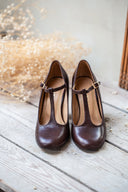 Obcasy Greta czekoladowy brąz