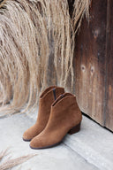 Stiefeletten mit Reißverschluss, braun Cigaro Veloursleder/ braune Sohle