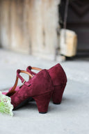 Obcasy Astrid burgundowy zamsz