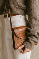 Torba listonoszka brąz krokodyl